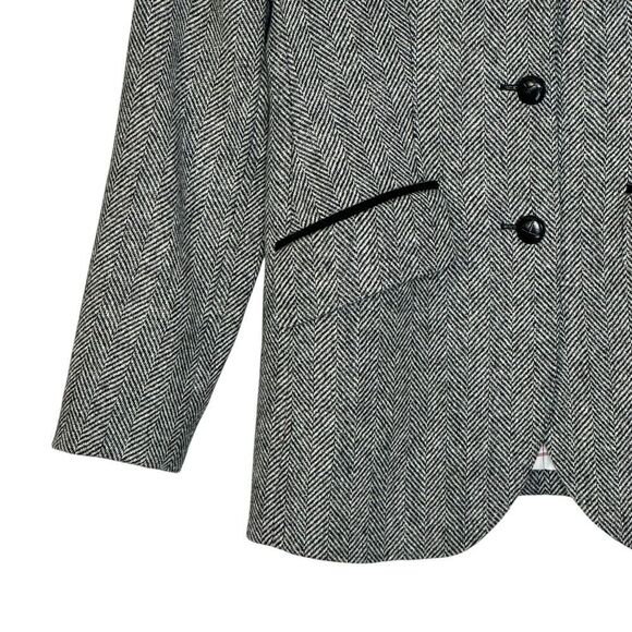 Brooks Brothers Wool Herringbone Elbow Patch Blazer | Size 2 - Picture 6 of 14